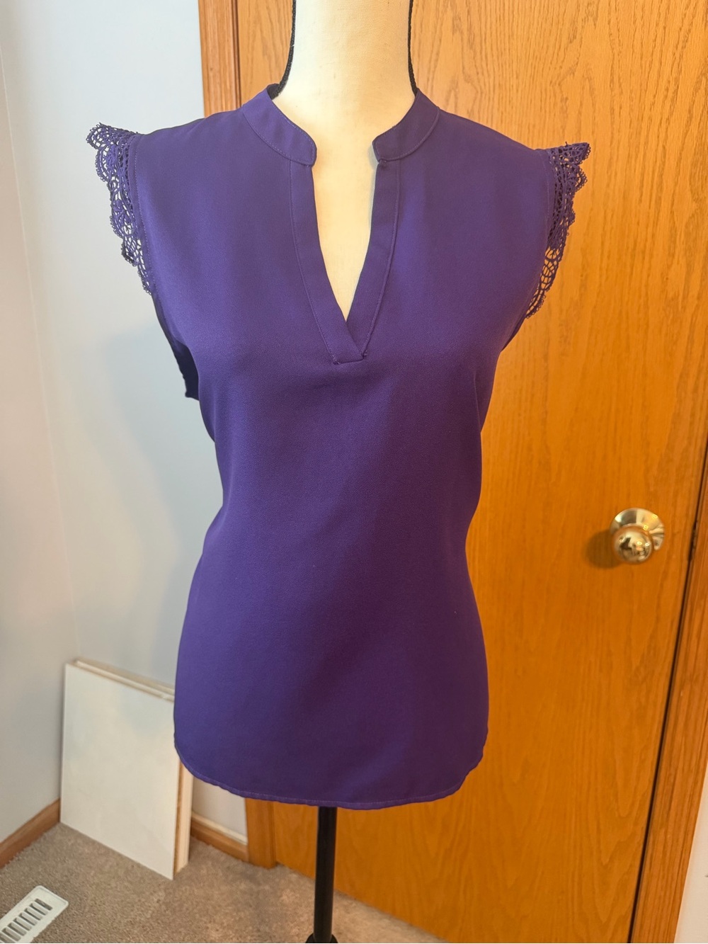 Sleeveless Purple Lace-Trim V-Neck Top